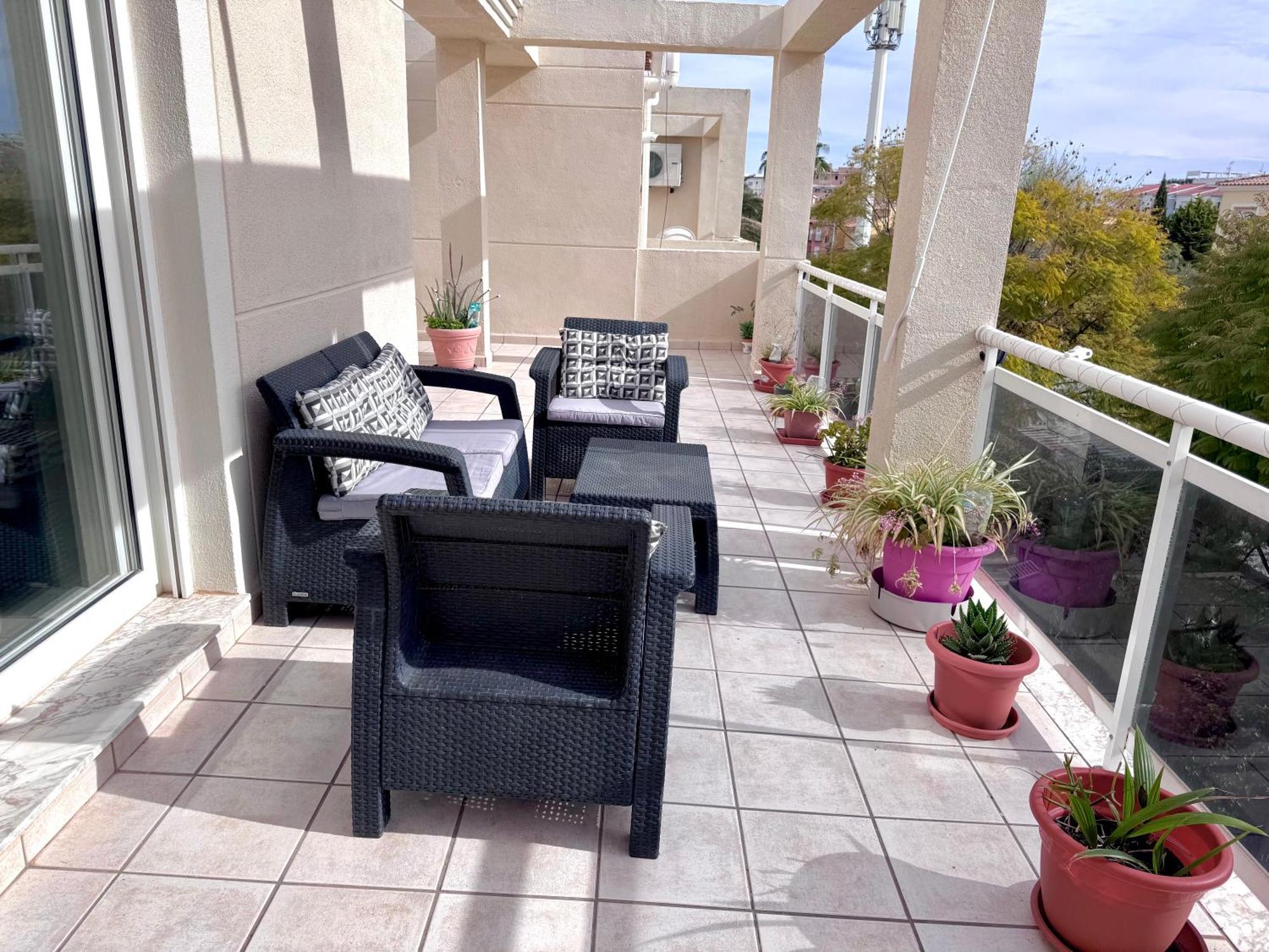 Rosaleda Locdenia Apartment Екстериор снимка