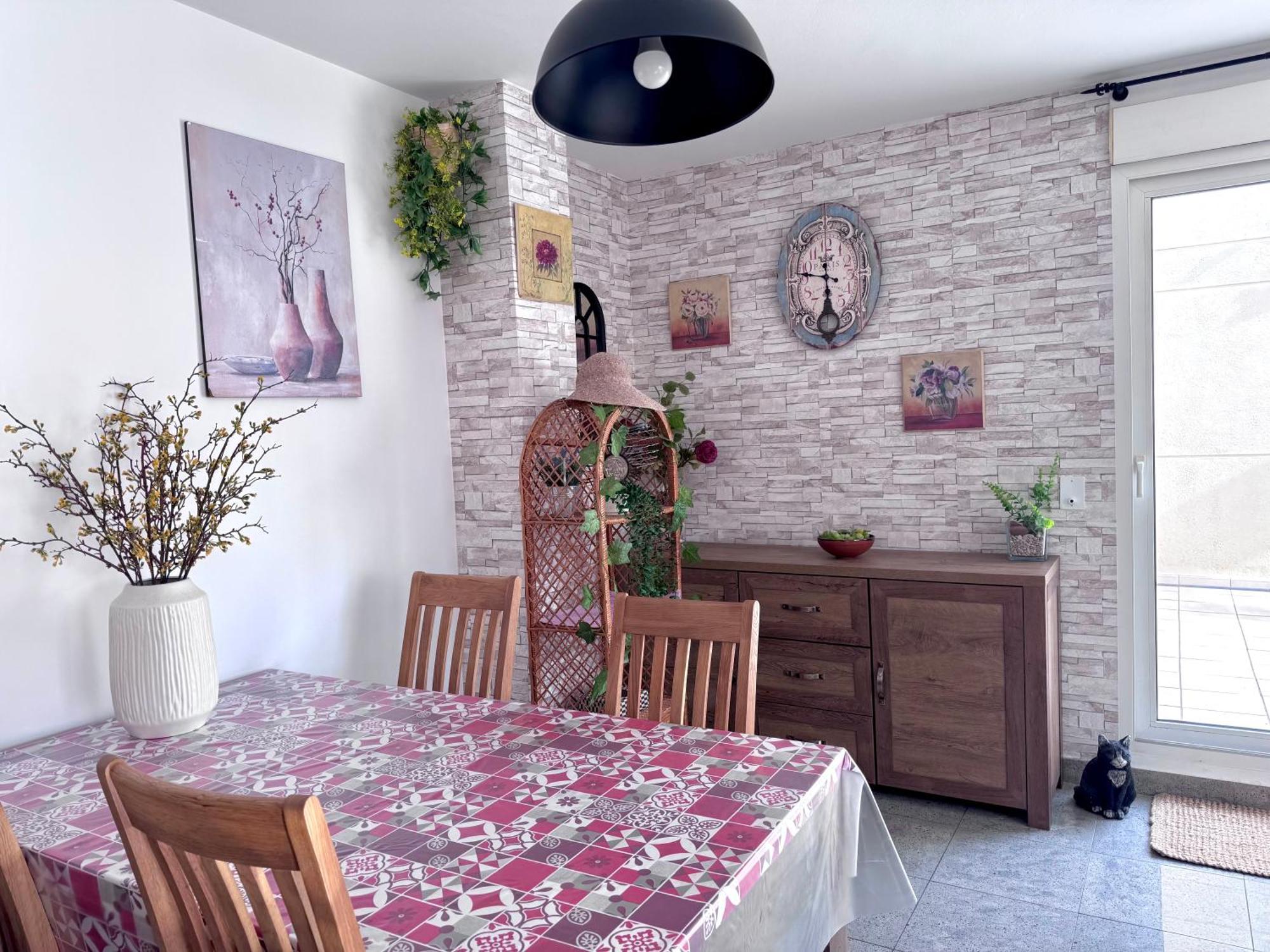 Rosaleda Locdenia Apartment Екстериор снимка